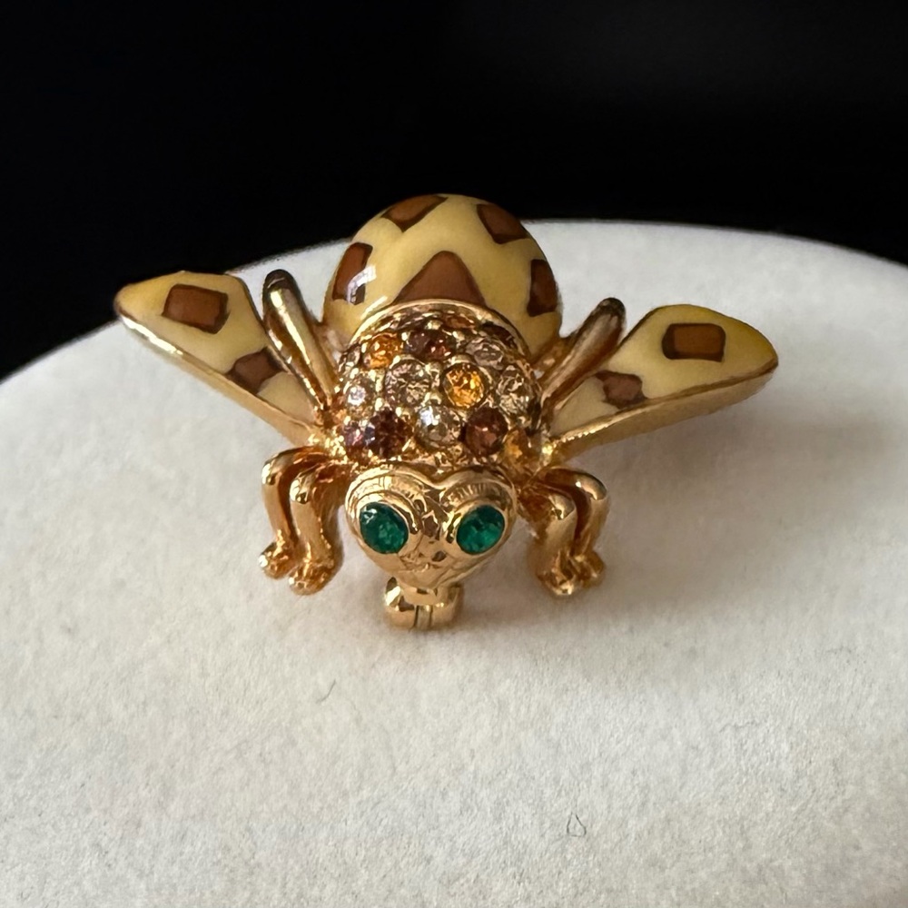 Vintage Joan Rivers “Joan of the Jungle” Crystal & Enamel Pin/Brooch